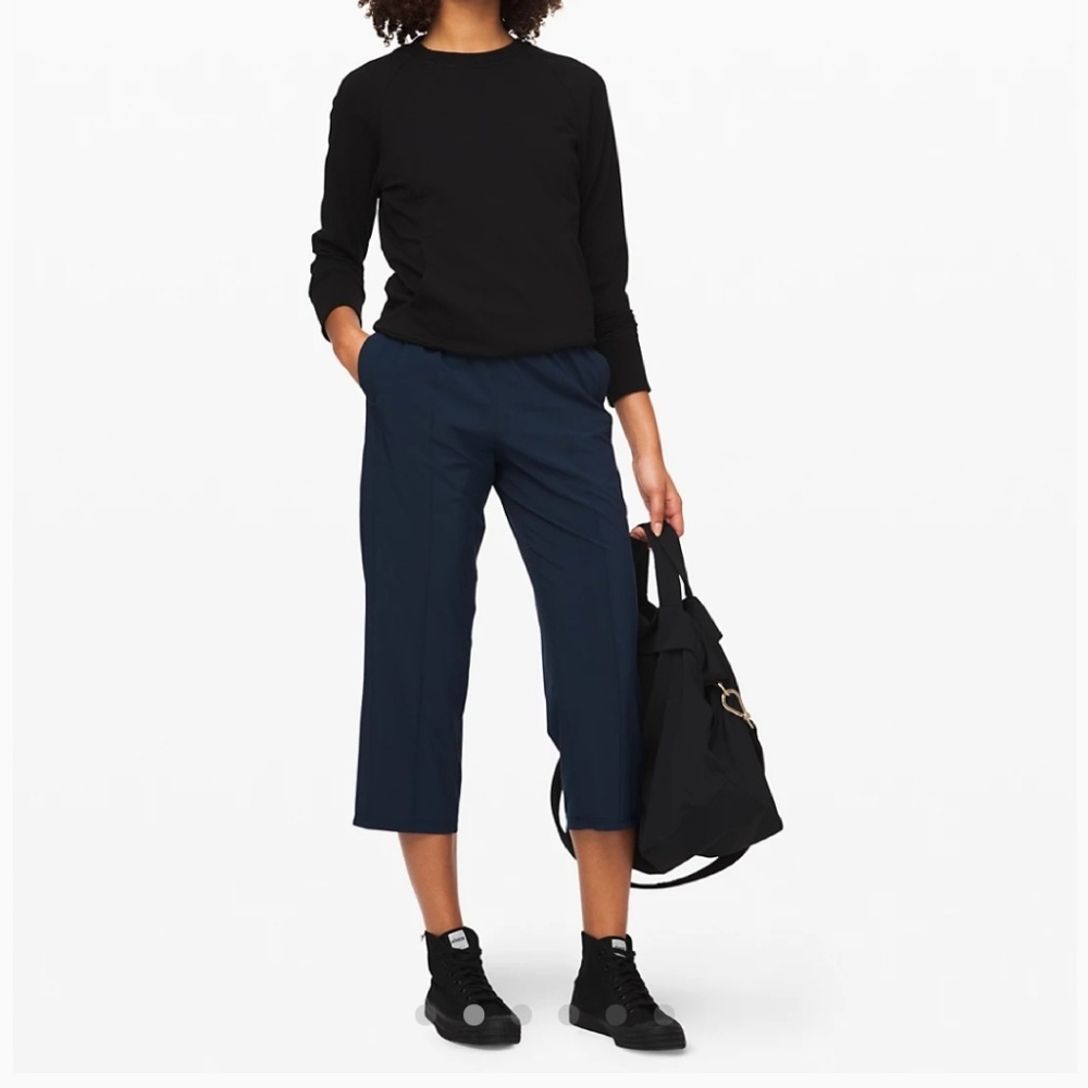 Lululemon wanderer crop